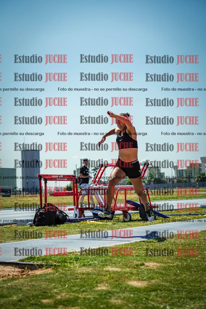 Fotos del salto triple de mujeres y varones - todas las tablas