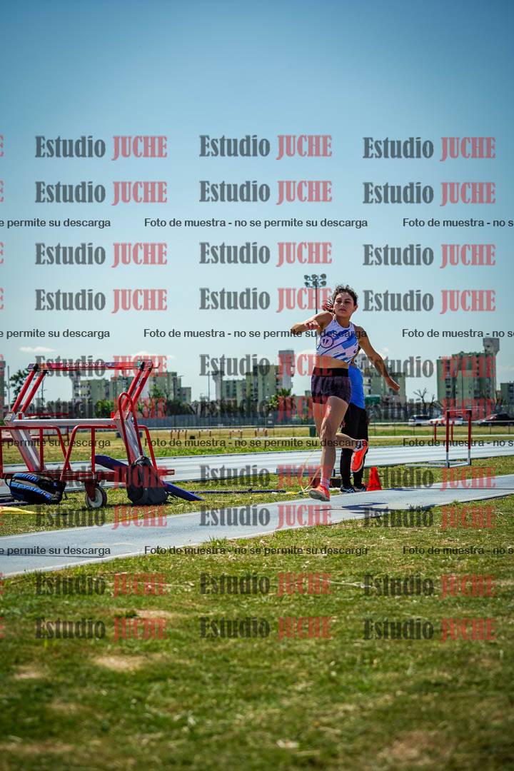 Fotos del salto triple de mujeres y varones - todas las tablas