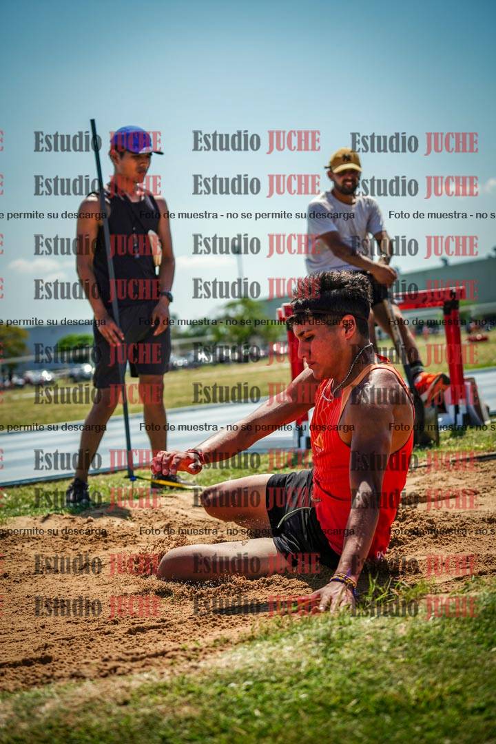 Fotos del salto triple de mujeres y varones - todas las tablas