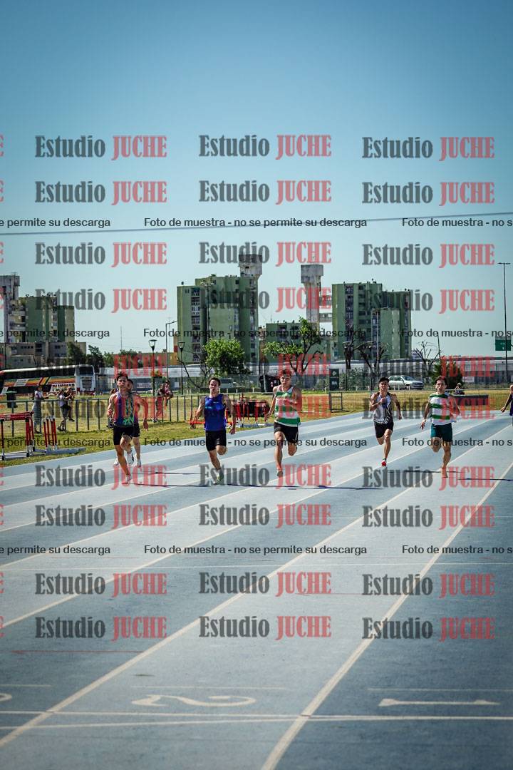Fotos de los 200 m llanos de varones