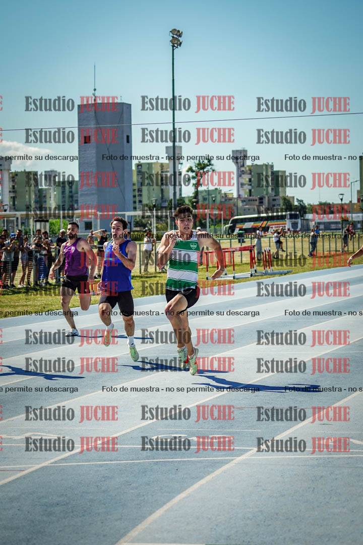 Fotos de los 200 m llanos de varones