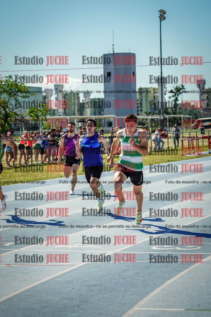 Fotos de los 200 m llanos de varones