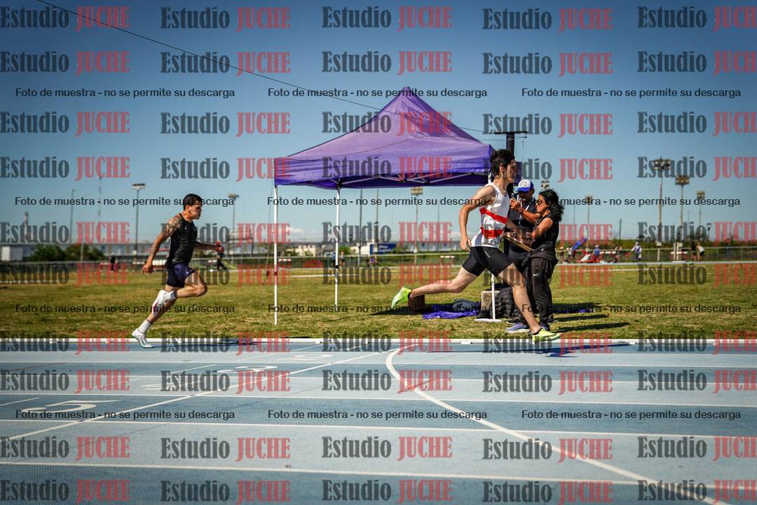 Fotos de los 200 m llanos de varones