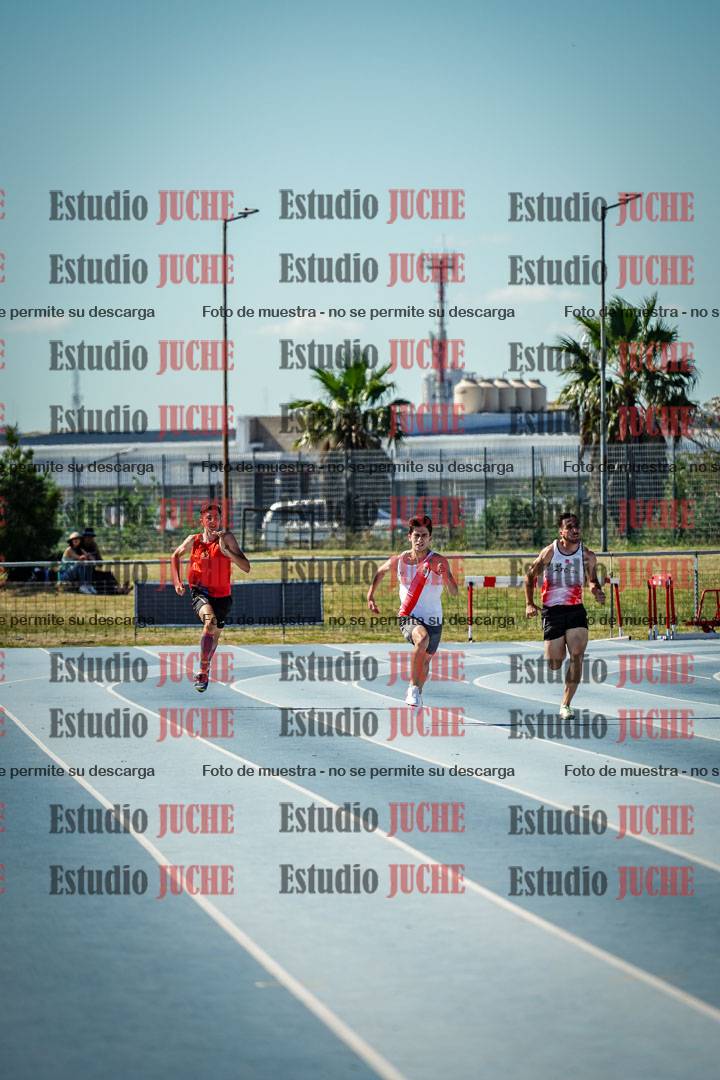 Fotos de los 200 m llanos de varones