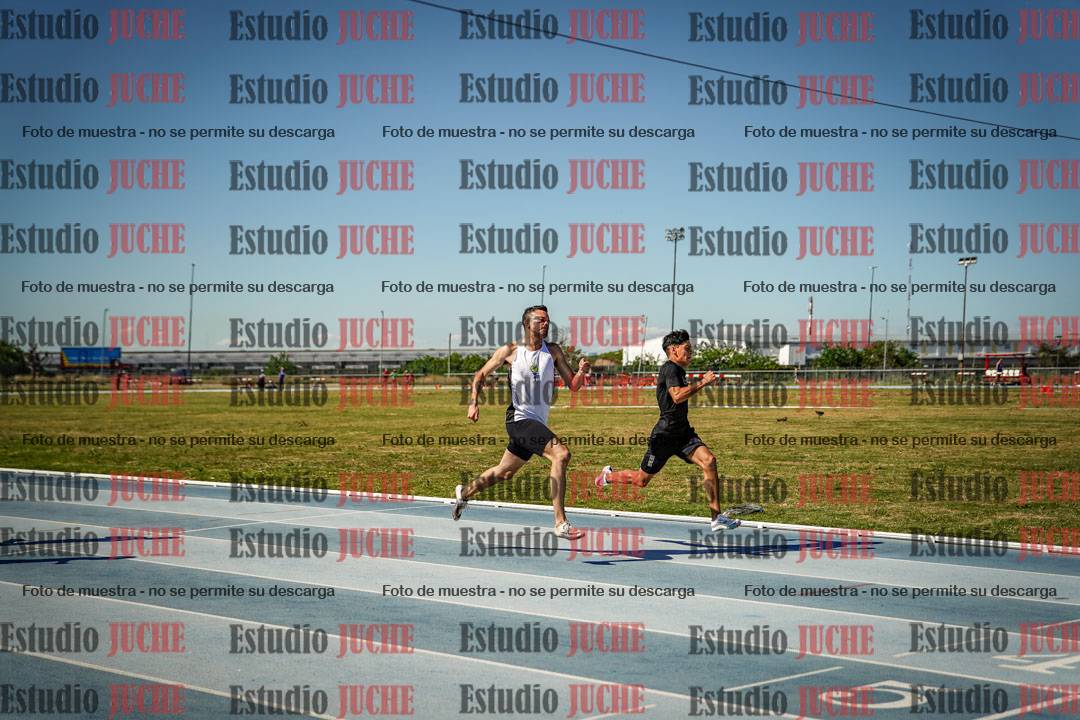 Fotos de los 200 m llanos de varones