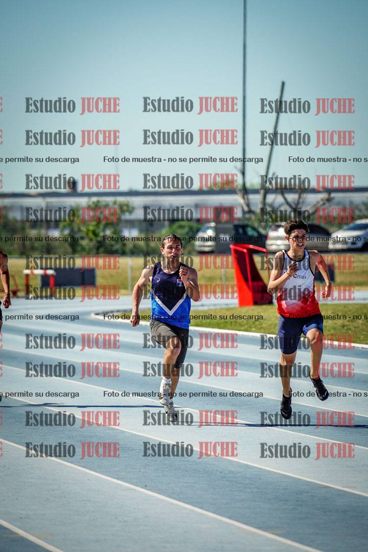 Fotos de los 200 m llanos de varones