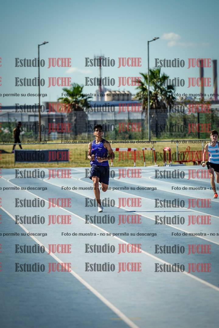 Fotos de los 200 m llanos de varones