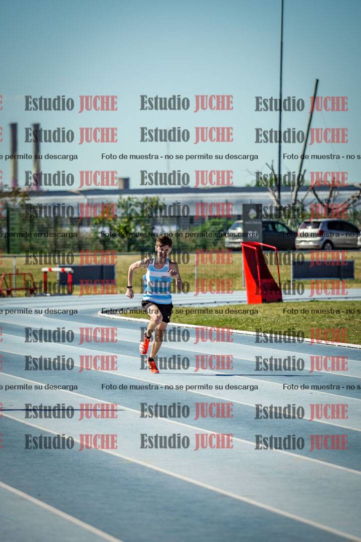 Fotos de los 200 m llanos de varones