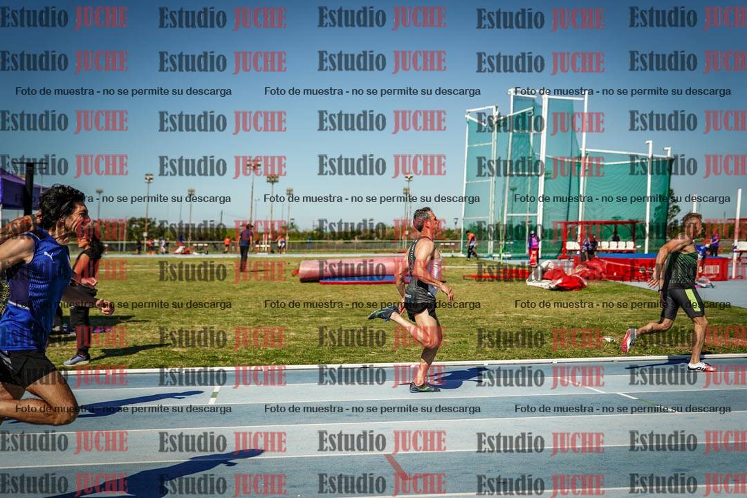 Fotos de los 200 m llanos de varones