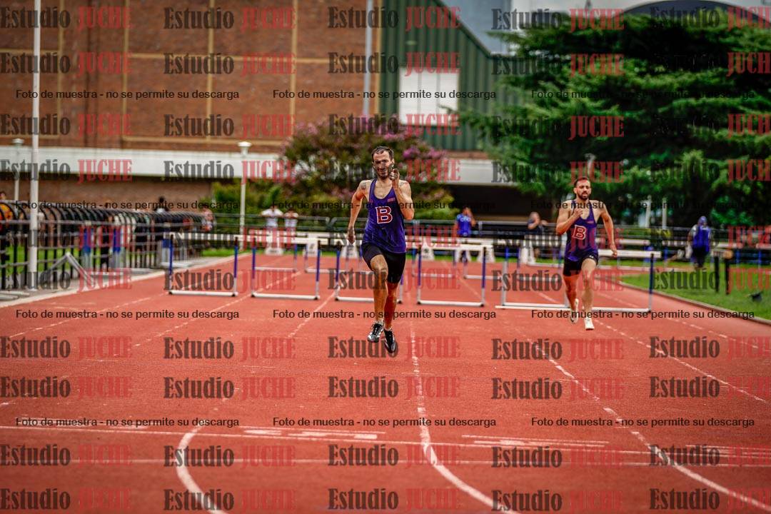Fotos de los 400 m con vallas de varones