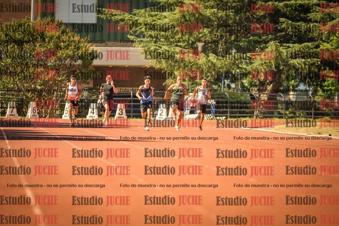 Fotos de los 200 m llanos de varones