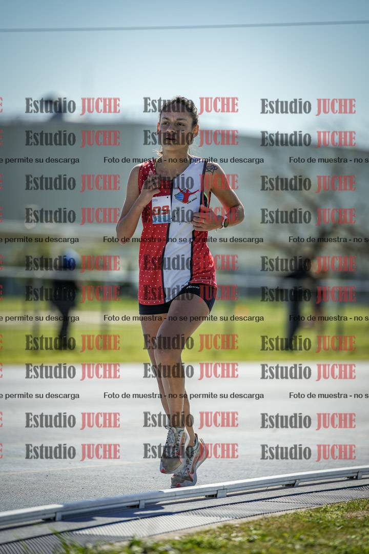 Fotos de los 5000 m llanos de mujeres y varones