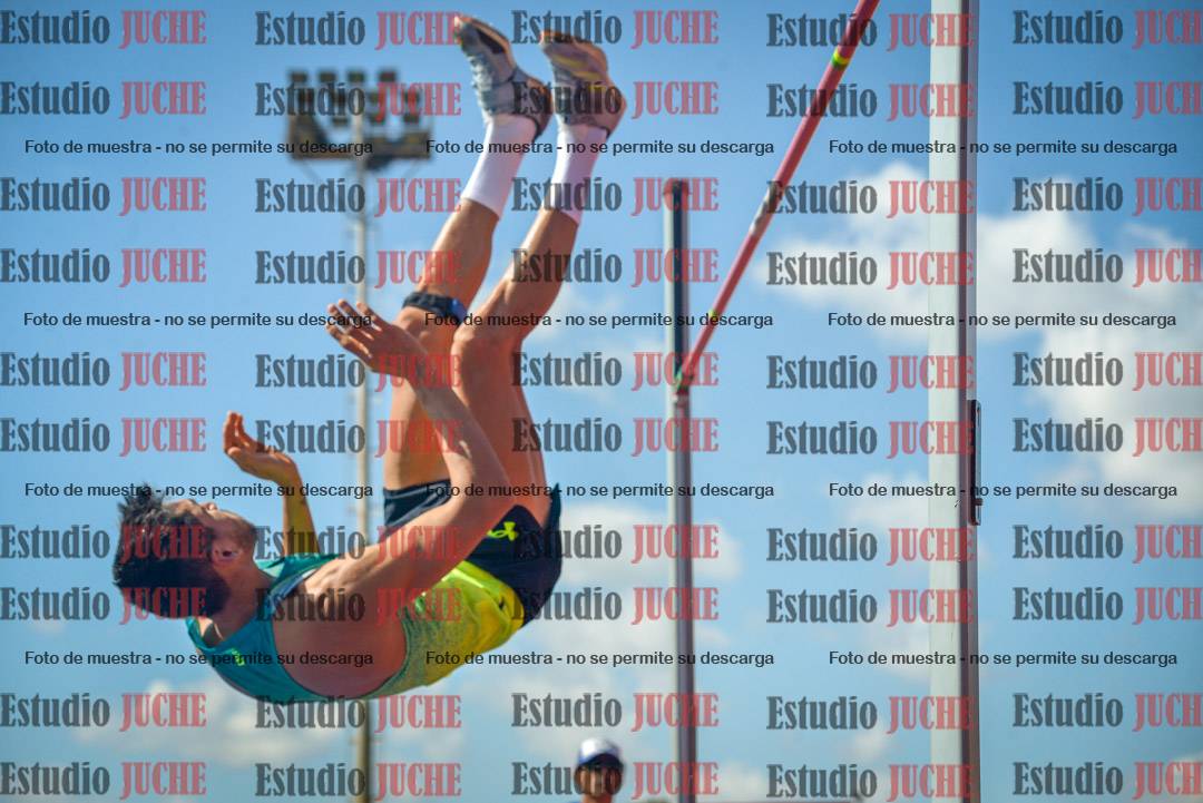 Fotos del salto en alto de varones
