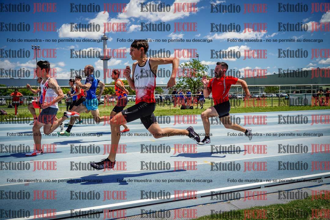 Fotos de los 100 m llanos de varones