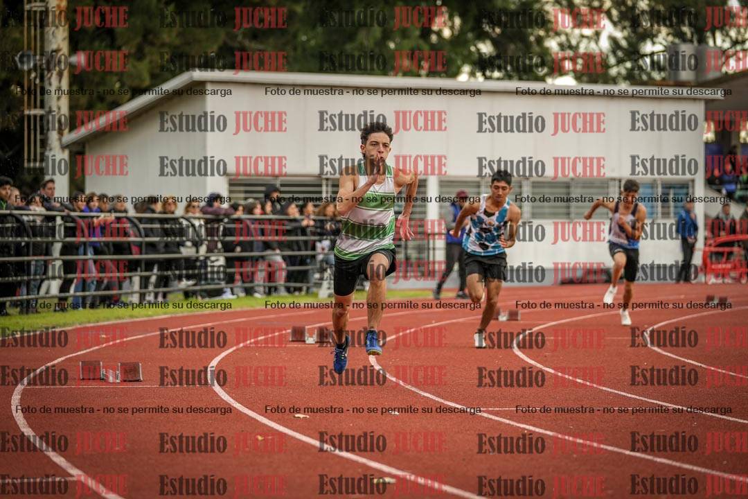 Fotos de los 400 m llanos de varones