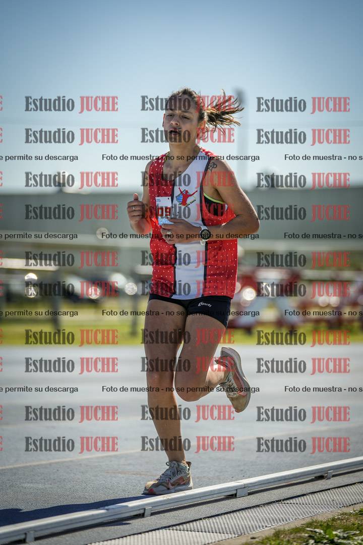 Fotos de los 5000 m llanos de mujeres y varones