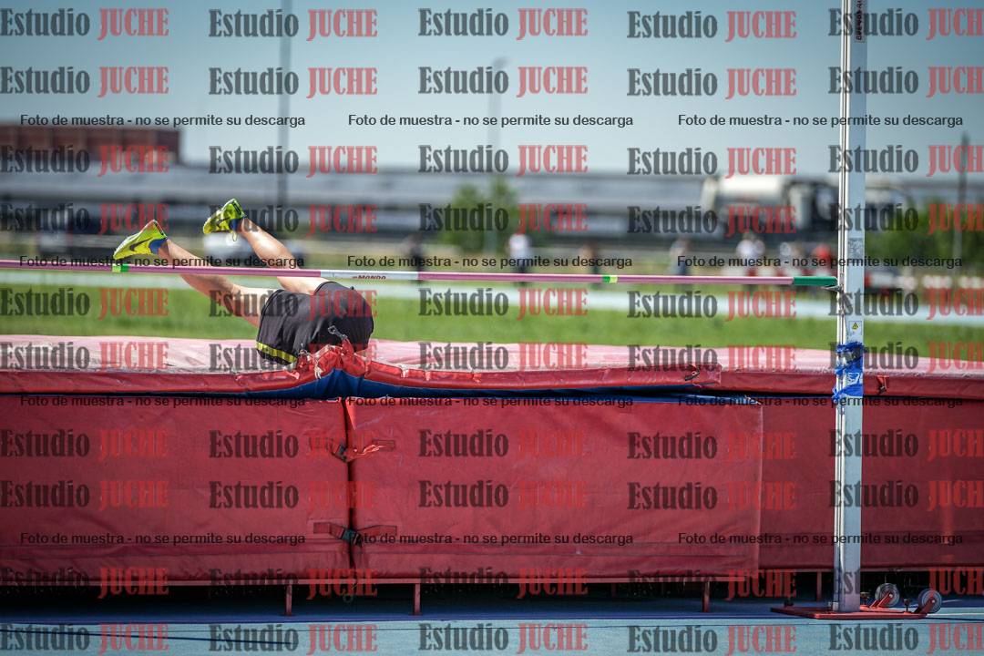 Fotos del salto en alto de varones - U14