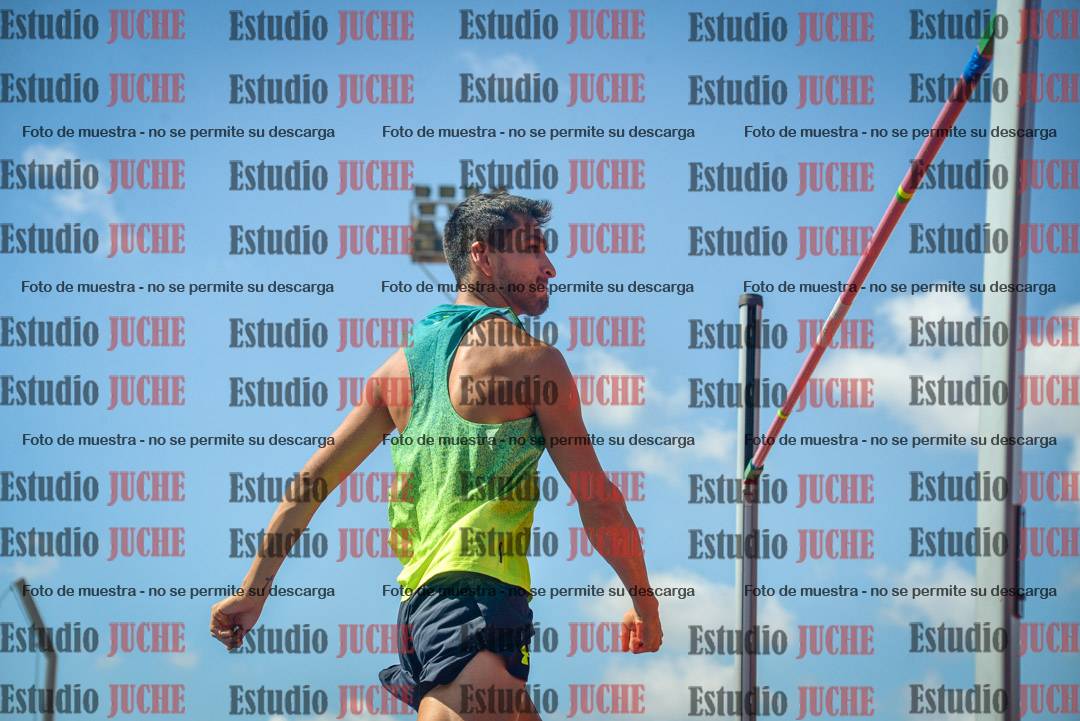 Fotos del salto en alto de varones