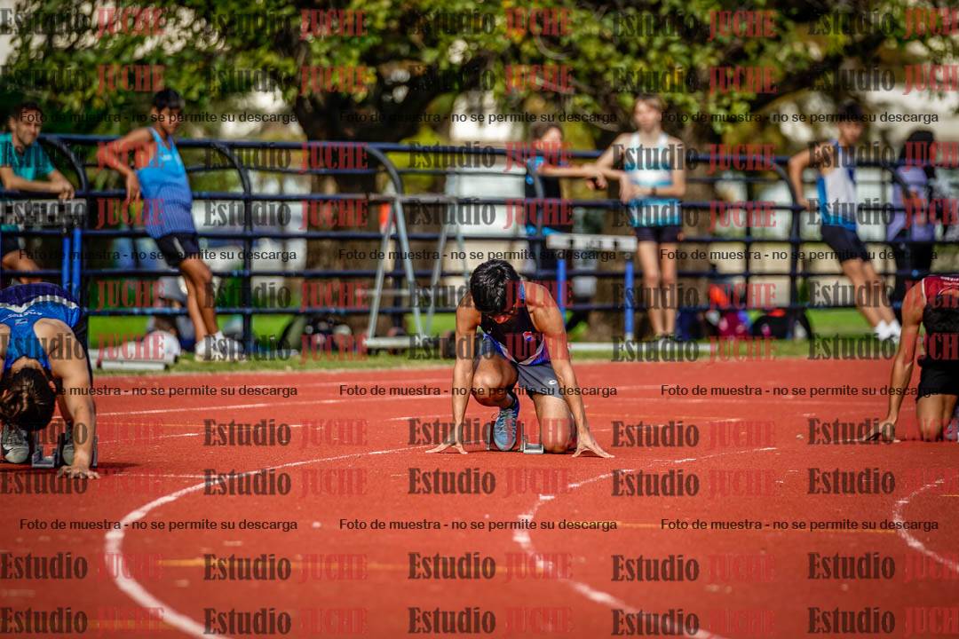 Fotos de los 200 m llanos de varones