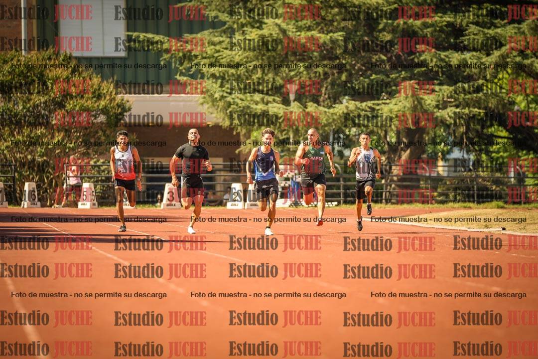 Fotos de los 200 m llanos de varones