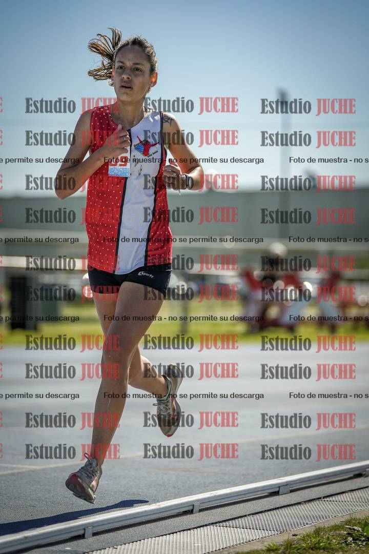 Fotos de los 5000 m llanos de mujeres y varones