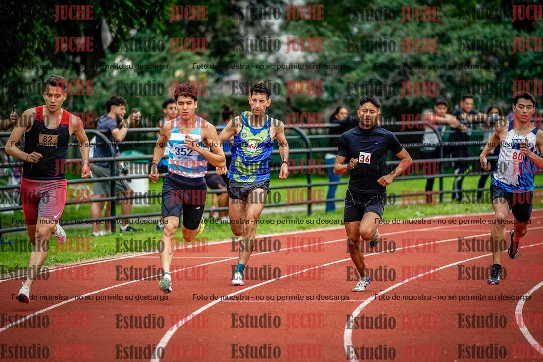 Fotos de los 800 m llanos de varones