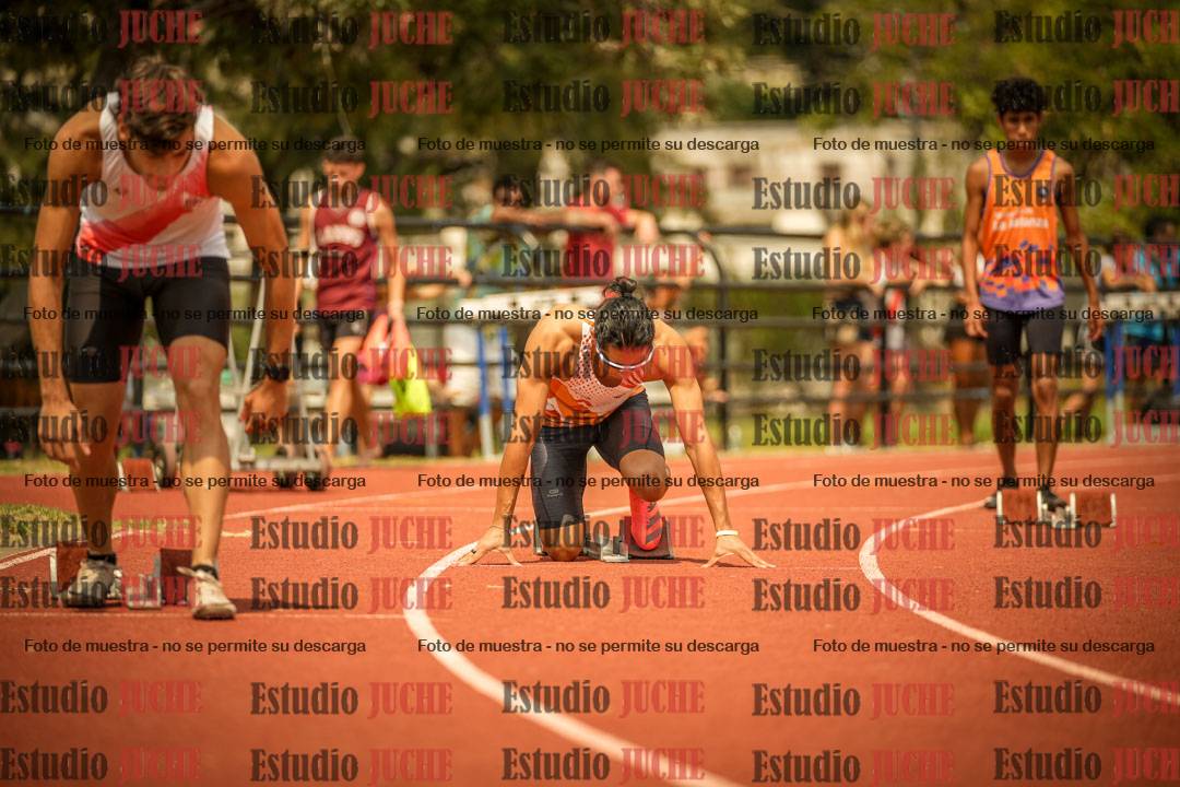 Fotos de los 200 m llanos de varones