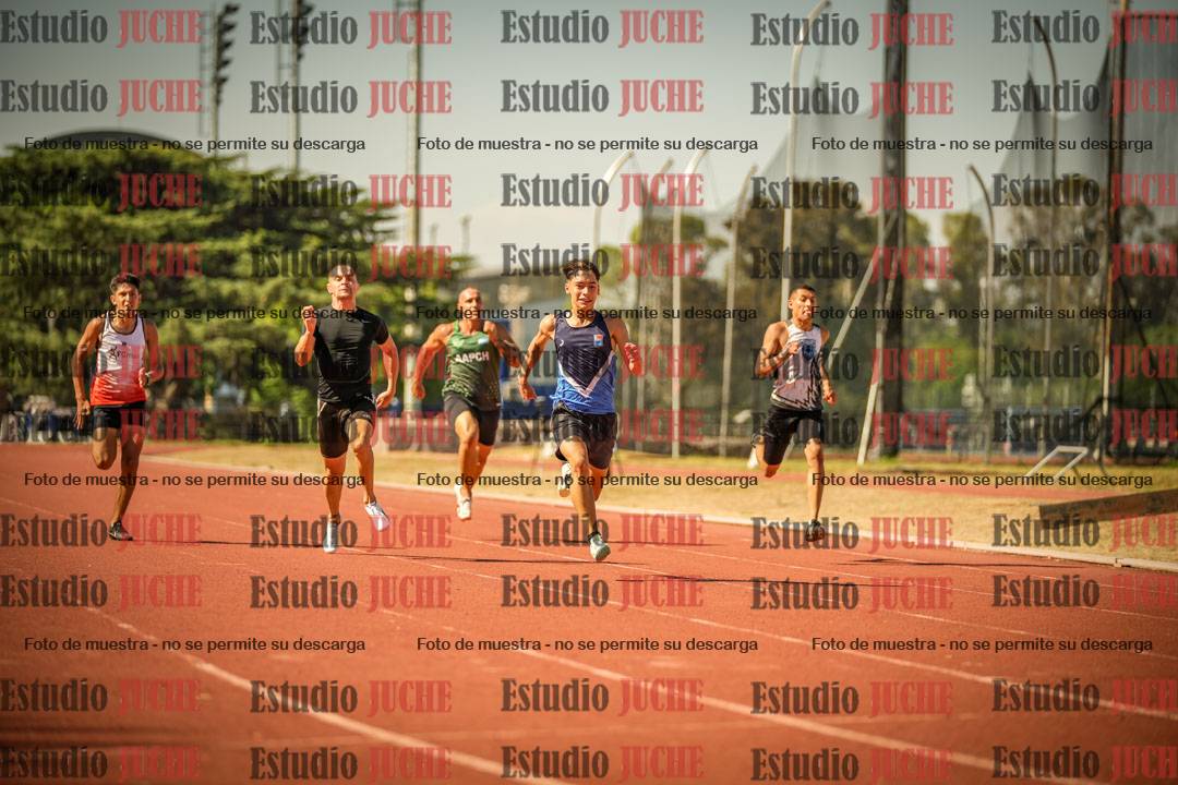 Fotos de los 200 m llanos de varones