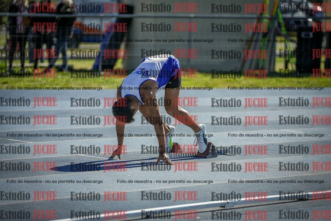 Fotos de los 400 m llanos de varones