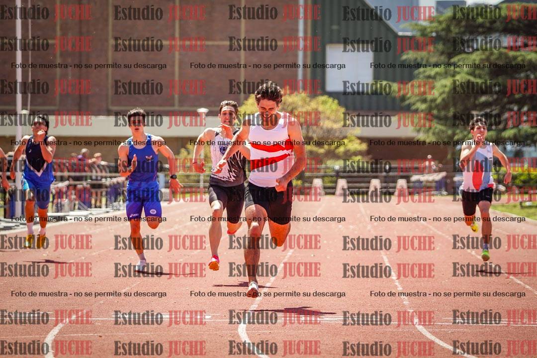 Fotos de los 200 m llanos de varones
