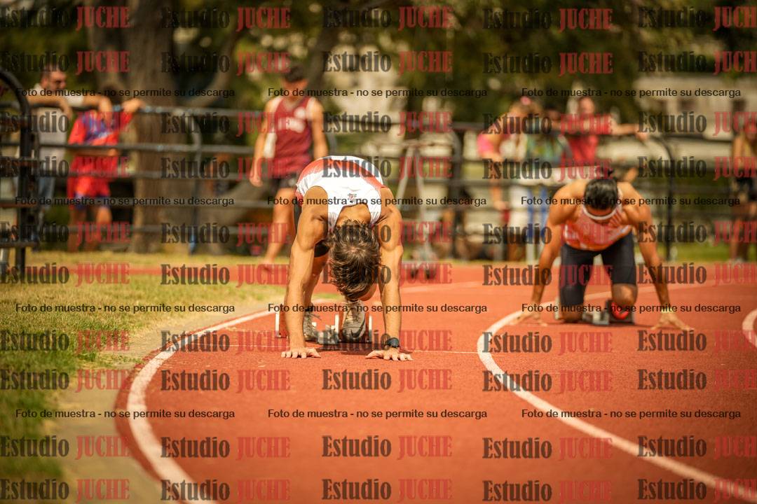 Fotos de los 200 m llanos de varones
