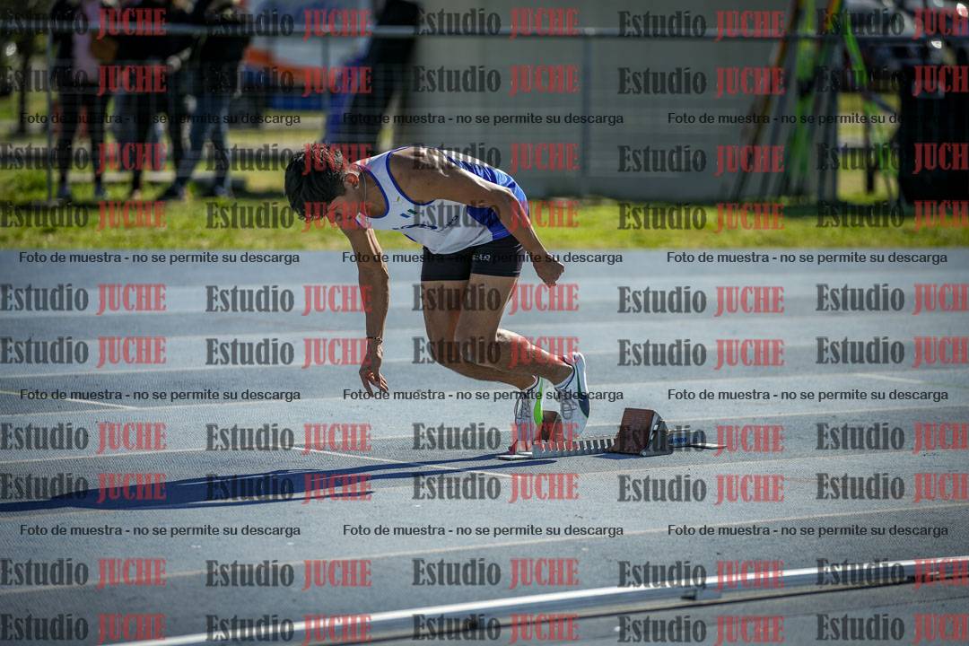 Fotos de los 400 m llanos de varones