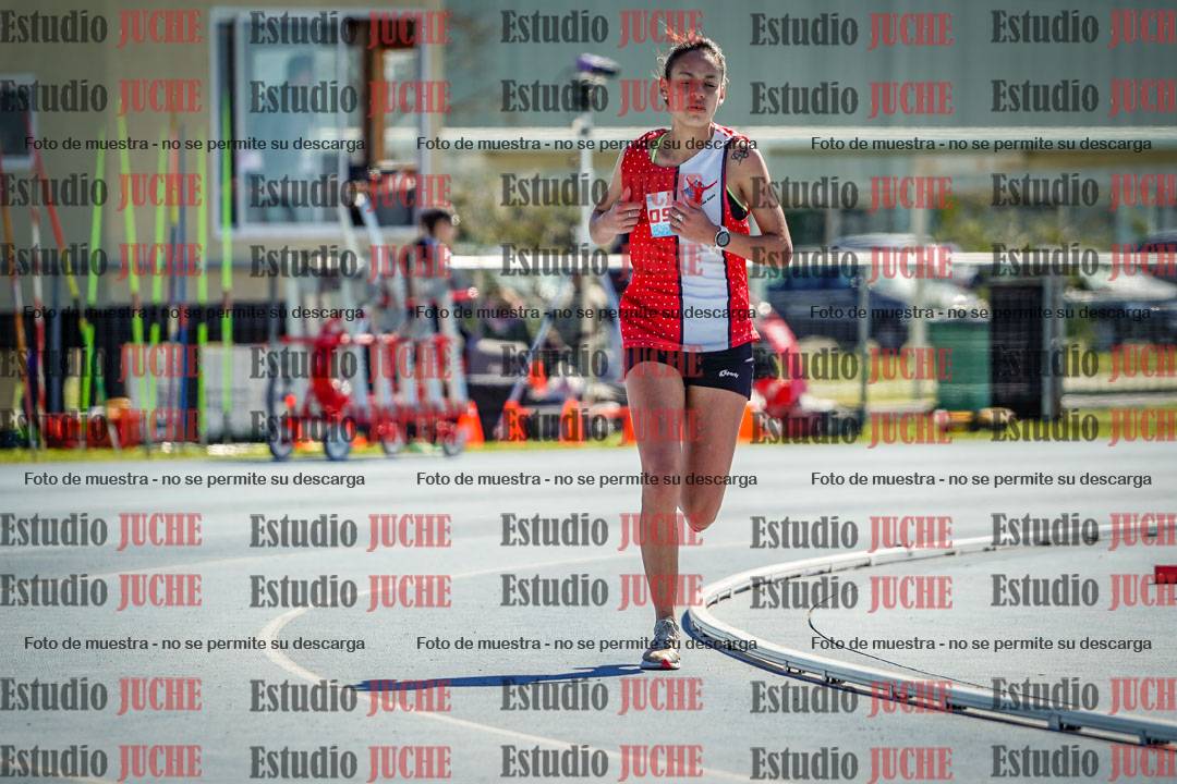 Fotos de los 5000 m llanos de mujeres y varones