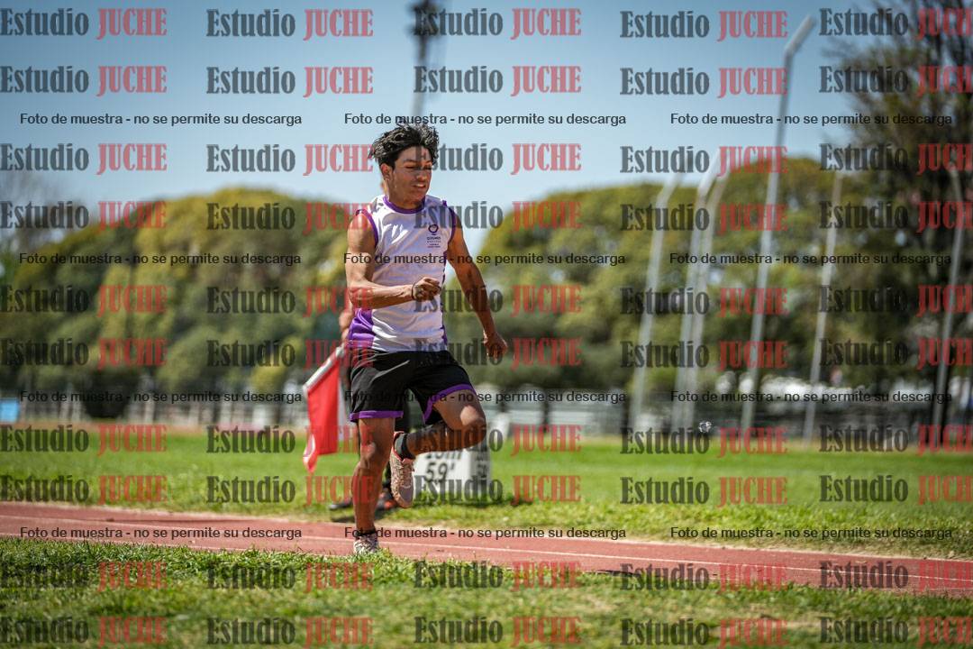 Fotos del salto en largo de varones - (incluye octatlón)