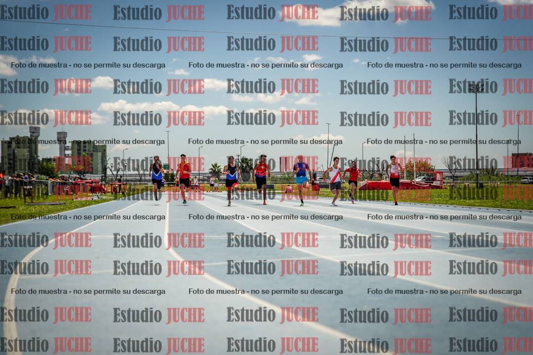 Fotos de los 100 m llanos de varones