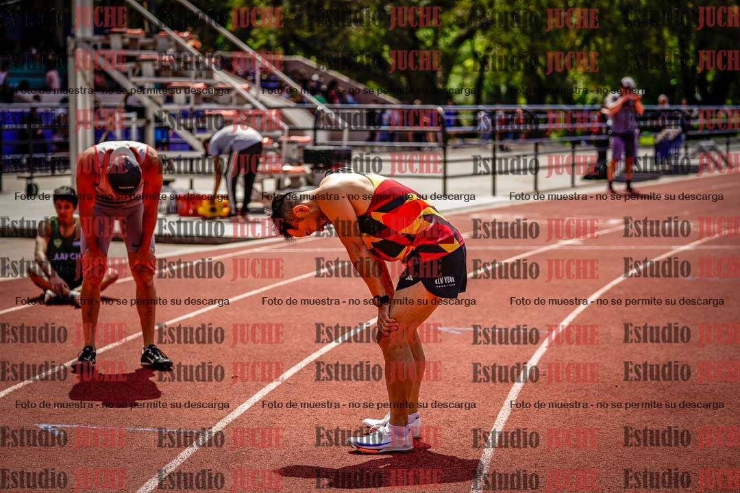 Fotos de los 400 m llanos de varones