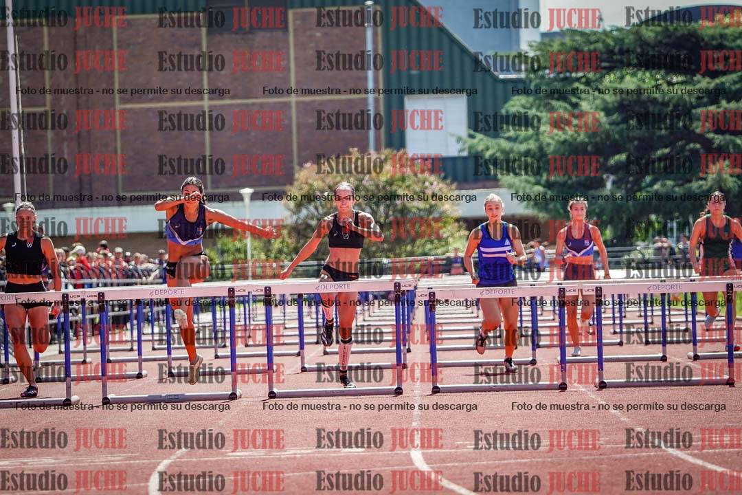 Fotos de los 100 m con vallas de mujeres
