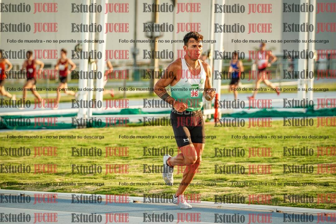 Fotos de los 3000 m llanos de varones