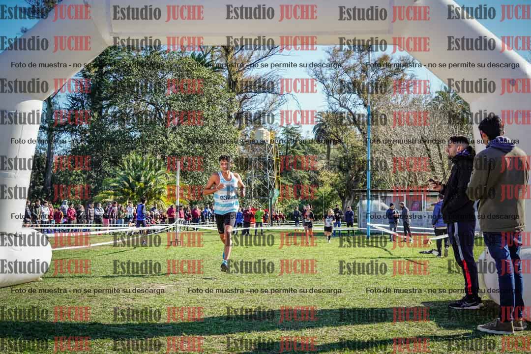 Fotos de la llegada del cross de 6000 m