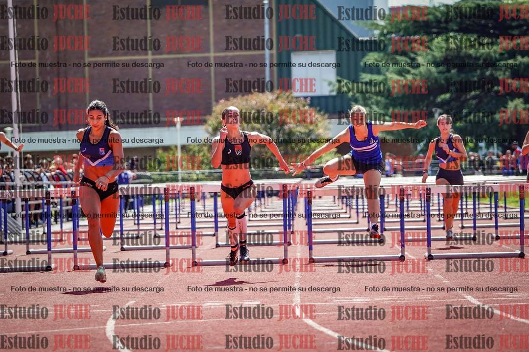Fotos de los 100 m con vallas de mujeres