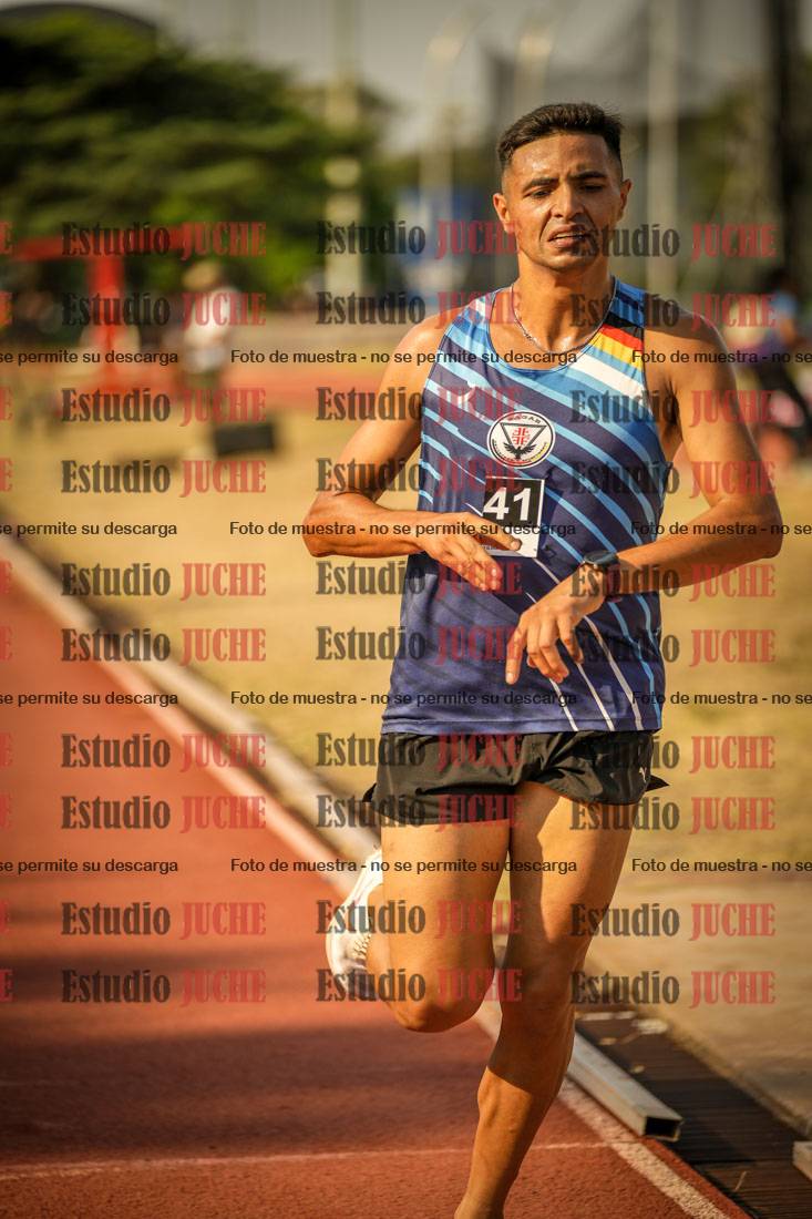 Fotos de los 1500 m llanos de varones