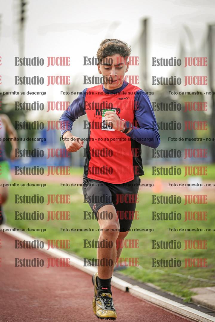 Fotos de los 600 m llanos de varones