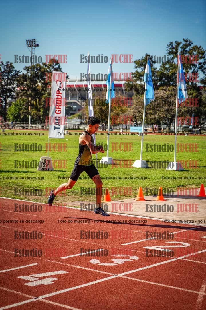 Fotos de los 800 m llanos de varones
