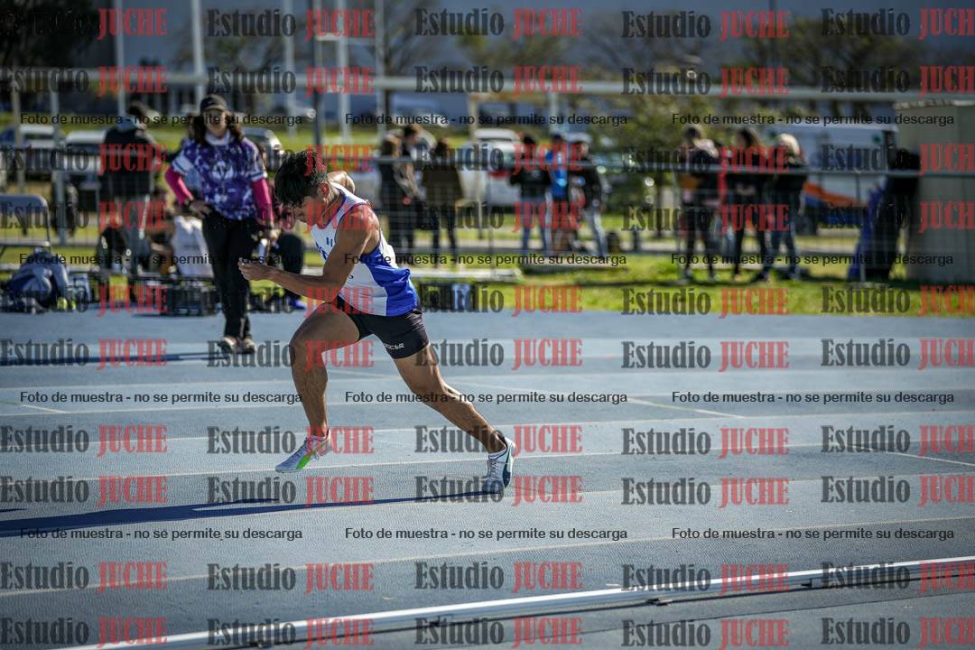 Fotos de los 400 m llanos de varones