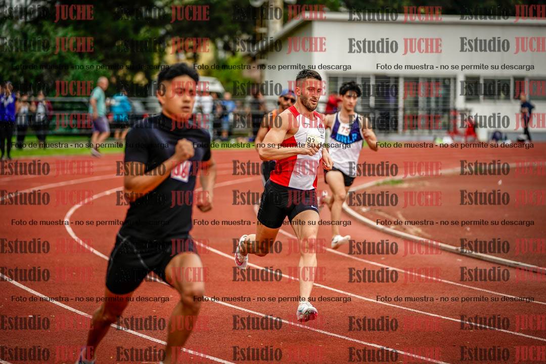 Fotos de los 800 m llanos de varones