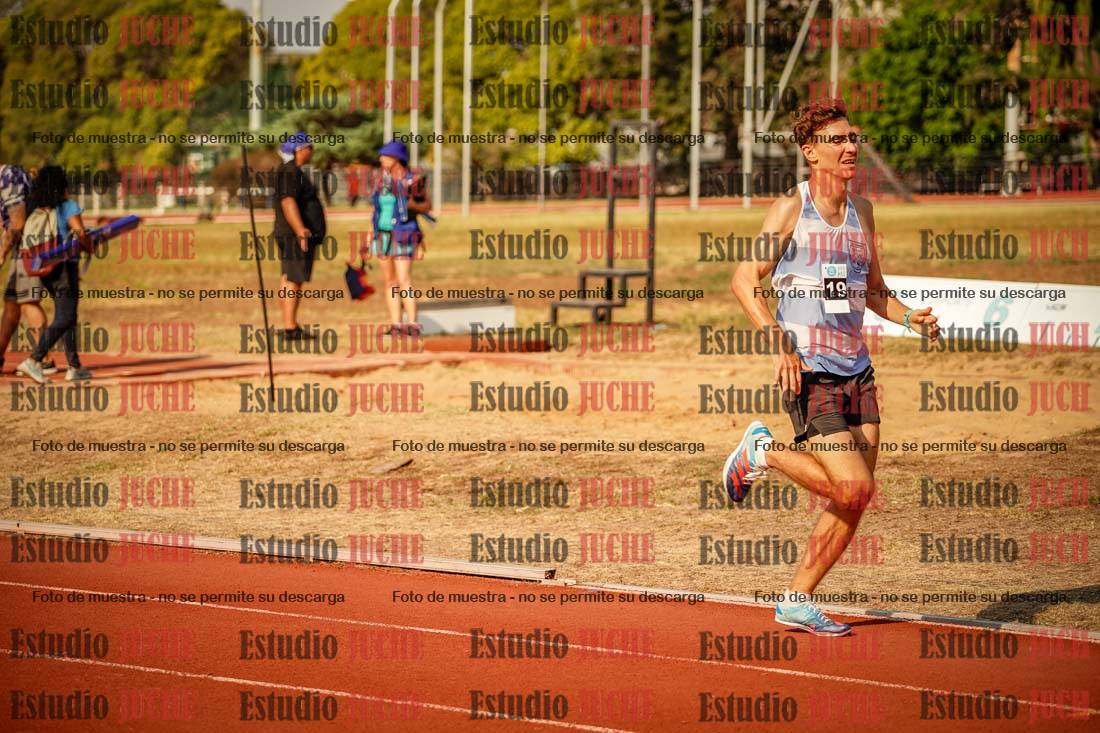 Fotos de los 1500 m llanos de varones