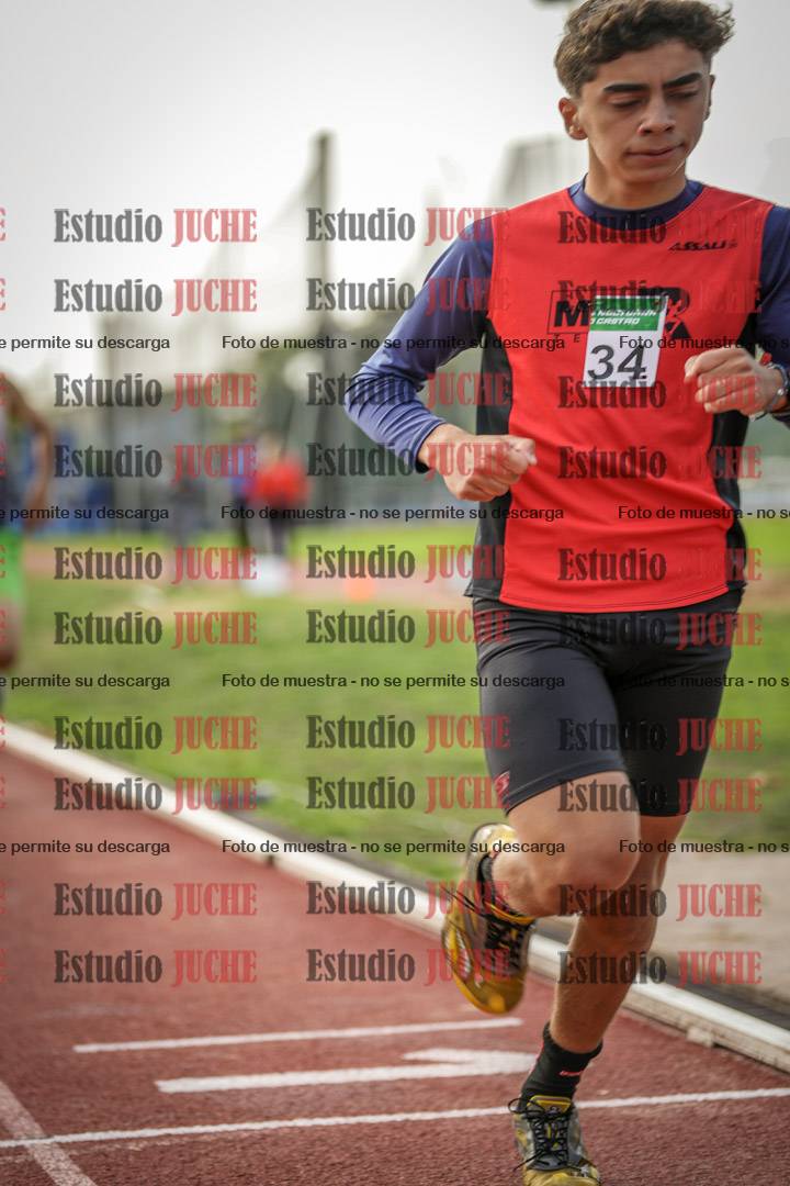 Fotos de los 600 m llanos de varones