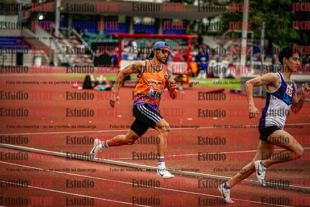 Fotos de los 800 m llanos de varones