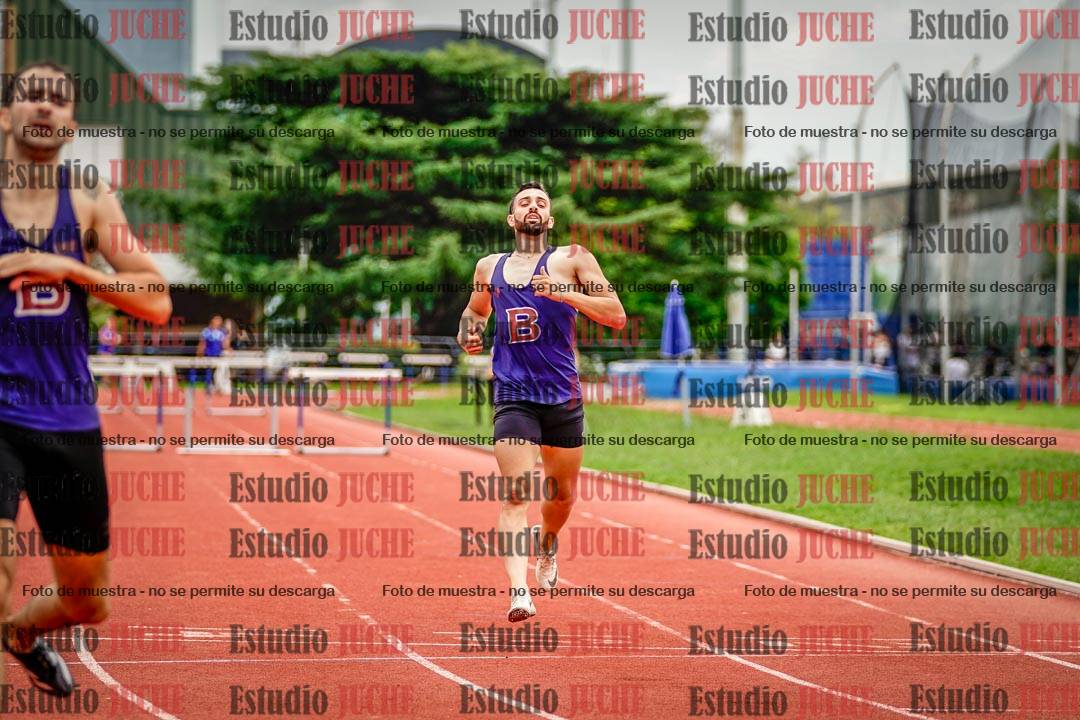 Fotos de los 400 m con vallas de varones