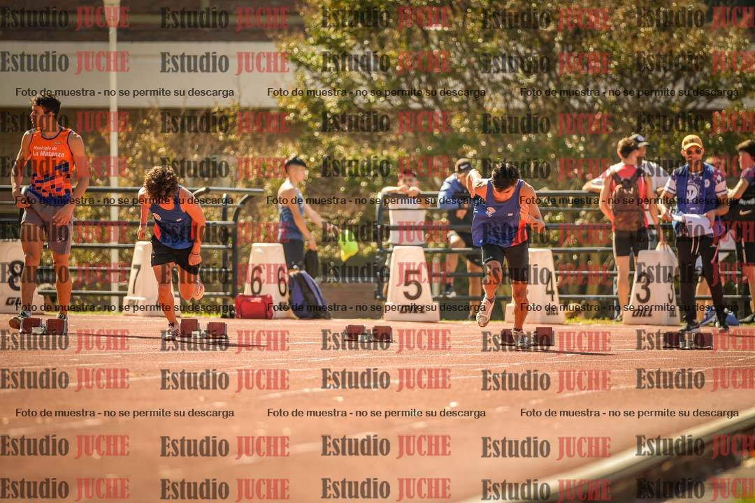 Fotos de los 100 m llanos de varones